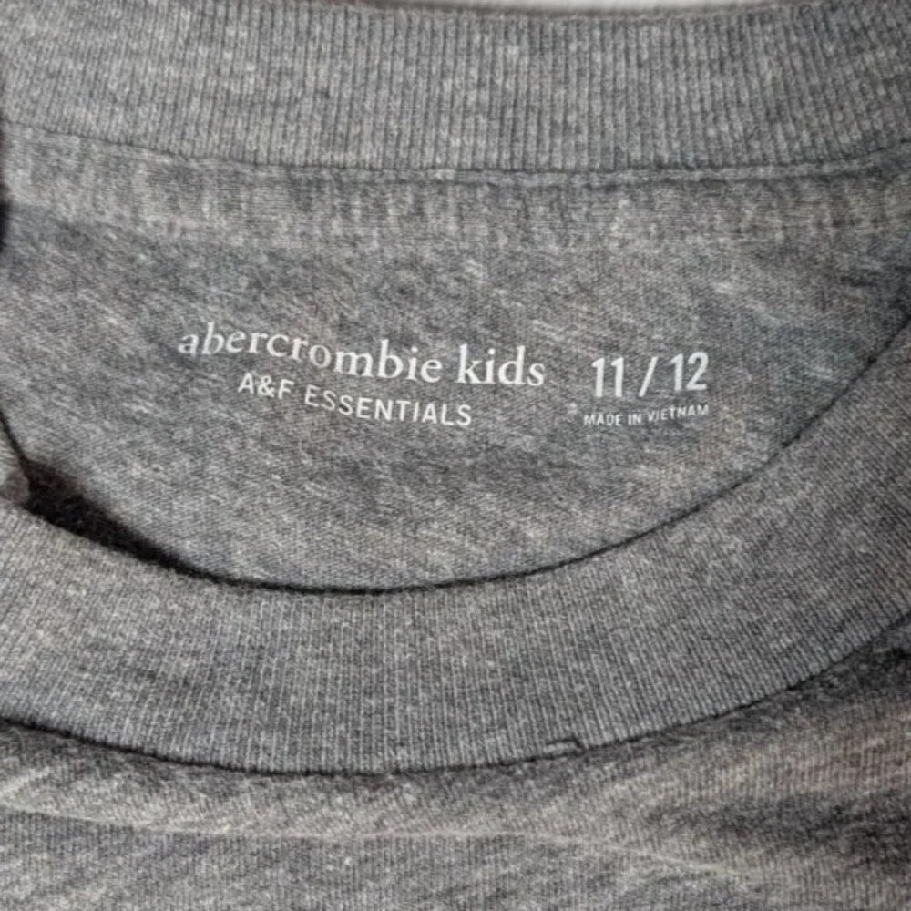 abercrombie kids features classic